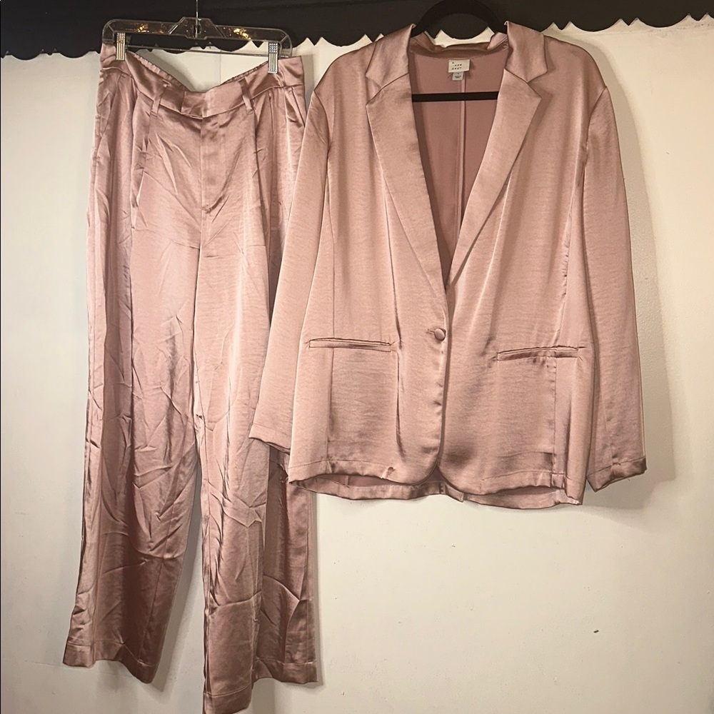 Elegant Pink Satin Blazer and Pants Set